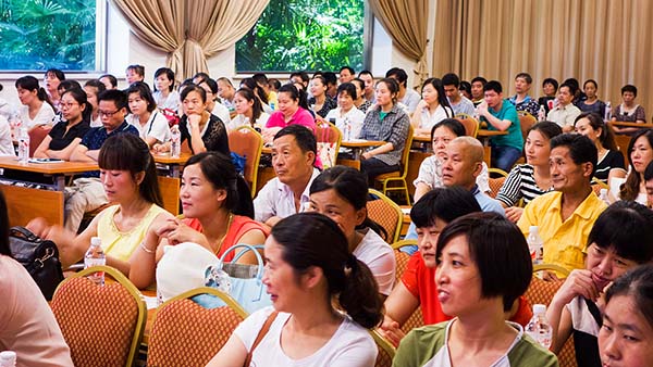 中國最早專業生產膠囊制劑企業|鹽酸二甲雙胍片